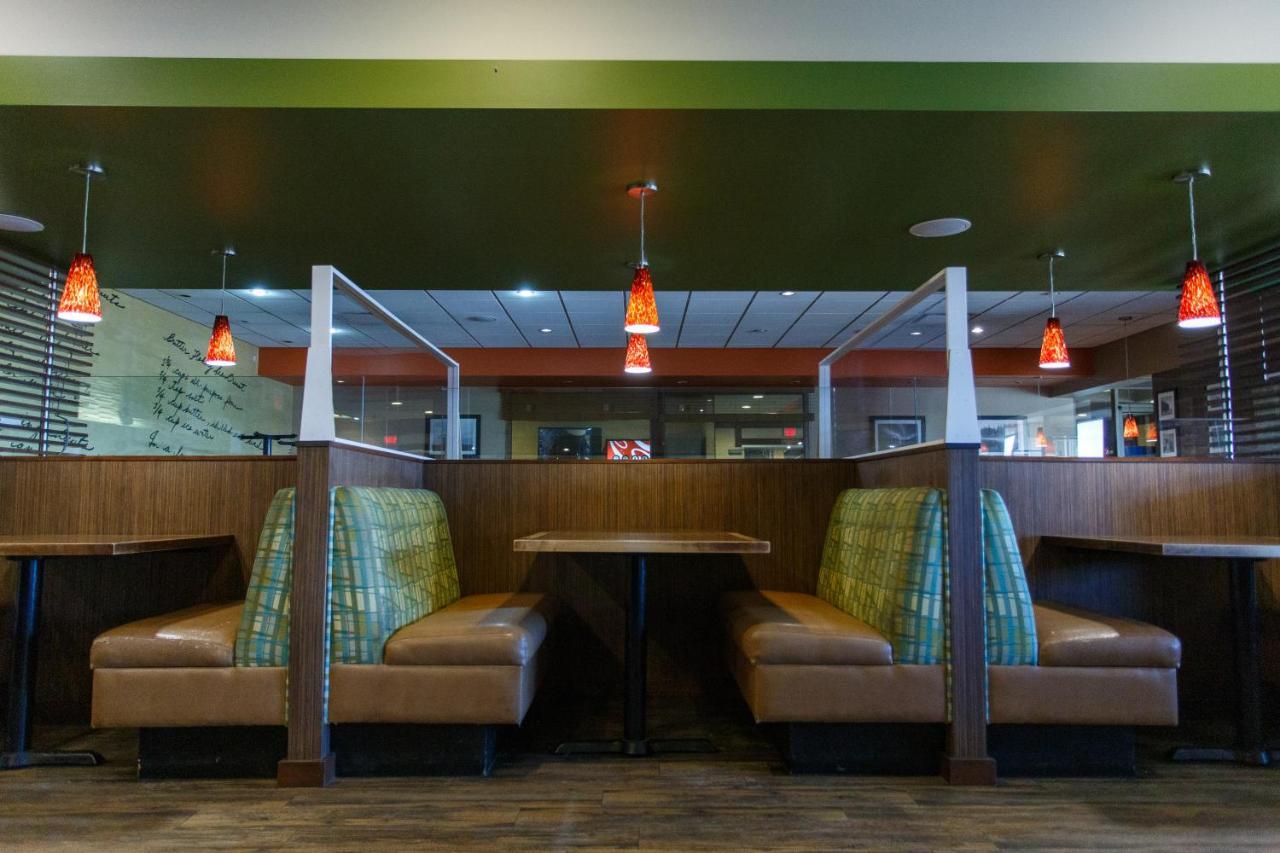 The George Dawson Inn & Conference Centre Dawson Creek Zewnętrze zdjęcie