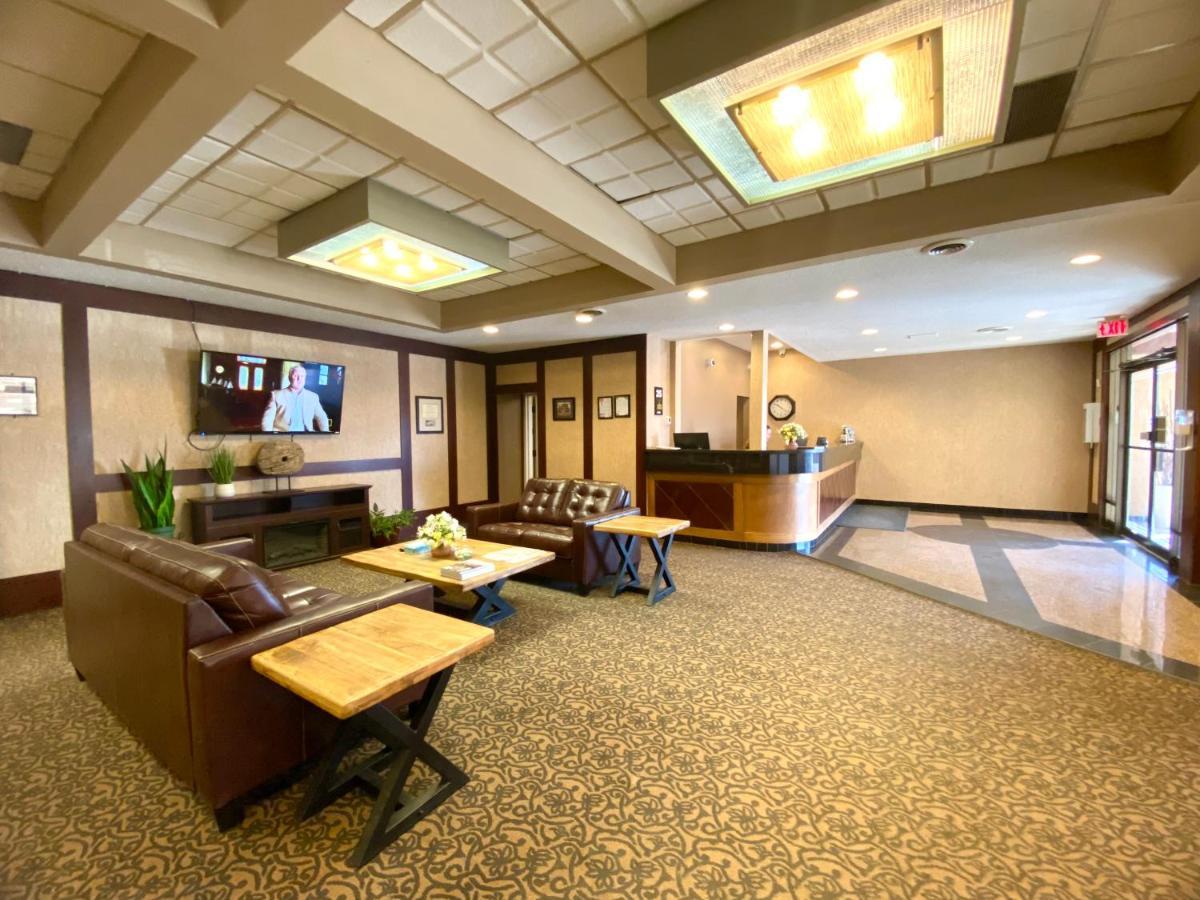 The George Dawson Inn & Conference Centre Dawson Creek Zewnętrze zdjęcie