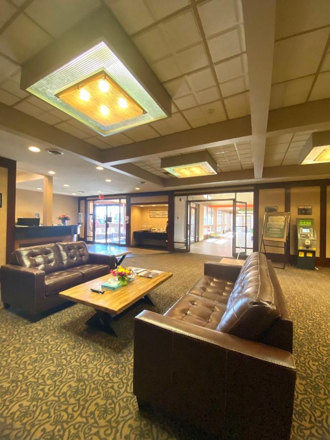 The George Dawson Inn & Conference Centre Dawson Creek Zewnętrze zdjęcie