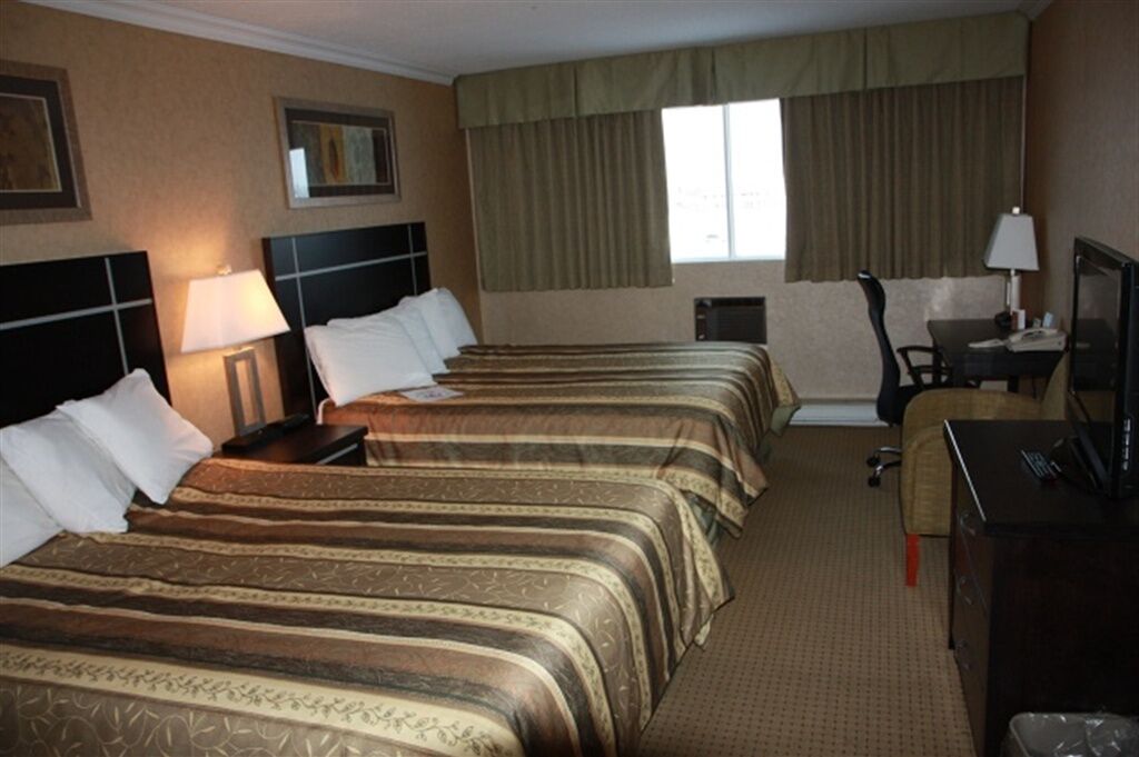 The George Dawson Inn & Conference Centre Dawson Creek Zewnętrze zdjęcie